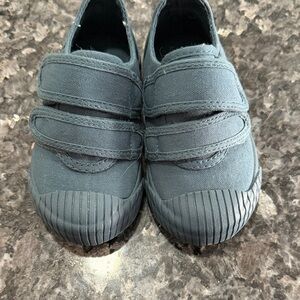 Toddler shoes